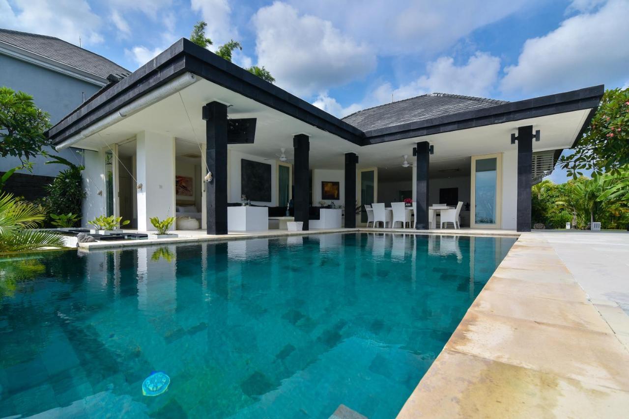 Villa Pondok Wahyu Sedana Уме-Аньяр Экстерьер фото